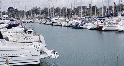 UN COIN CALME POUR DĂCOUVRIR LE FINISTĂRE.