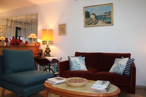 تلفزيون، كُتُب