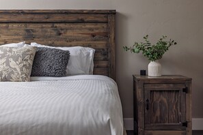 1 bedroom, memory-foam beds, iron/ironing board, WiFi