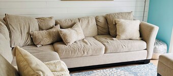 Mother's day Weekend - Super Clean beach condo - Comfy! Pet Friendly - Avalon-SH