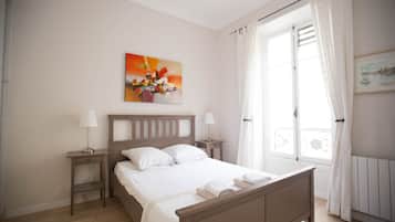 2 bedrooms, iron/ironing board, WiFi (free), bed sheets