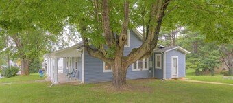 8 Min. to VT, 15 min. to RU & 4 min. to AQUATIC CENTER