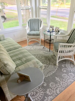 TV, books - 
Walk to Everything/Large Fenced Yard/Enclosed Front Porch/Central Air (Charlevoix)