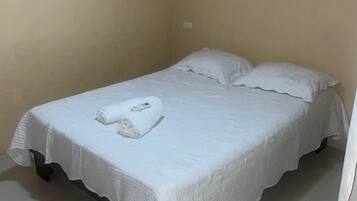 4 bedrooms, in-room safe, iron/ironing board, WiFi