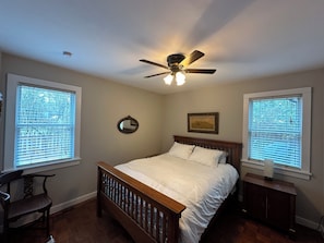 2 dormitorios, escritorio, tabla de planchar con plancha y wifi gratis