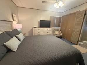 1 quarto, ferros/tábuas de passar roupa, Wi-Fi de cortesia