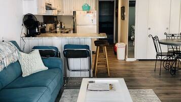 Smart TV, books, video library