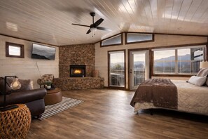 Bügeleisen/Bügelbrett, WLAN, Bettwäsche