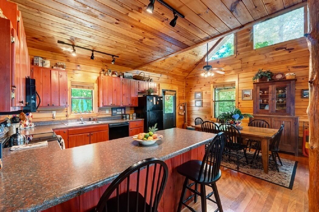 山小屋ページ 4582362384944_07_1653961122468