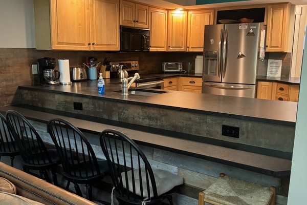 Frigorífic, microones, forn i placa de cuina