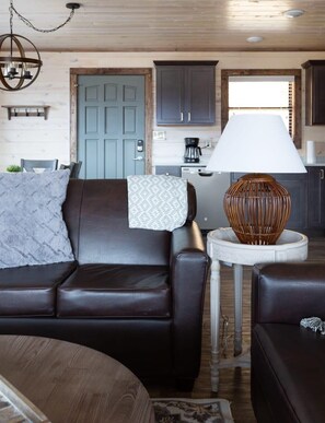 Fernseher, Kamin, Arbeitsbereiche