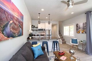 TV, offices - Tiny Home #6 w/ East Zion Resort Pool/Hot Tubs (Orderville)