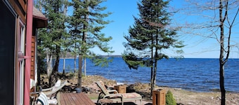 Lake Superior Vacation Home near Pictured Rocks view of AuTrain and Grand Island