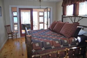 4 slaapkamers, een strijkplank/strijkijzer, gratis wifi, beddengoed