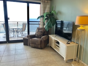 Smart TV, DVD player, books, video library