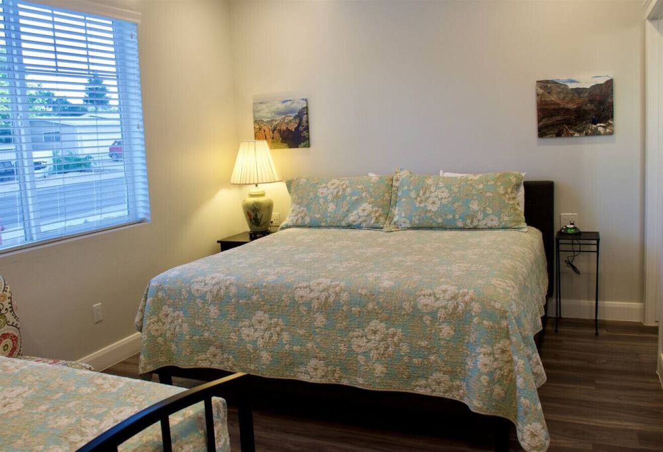 1 bedroom, travel cot, WiFi