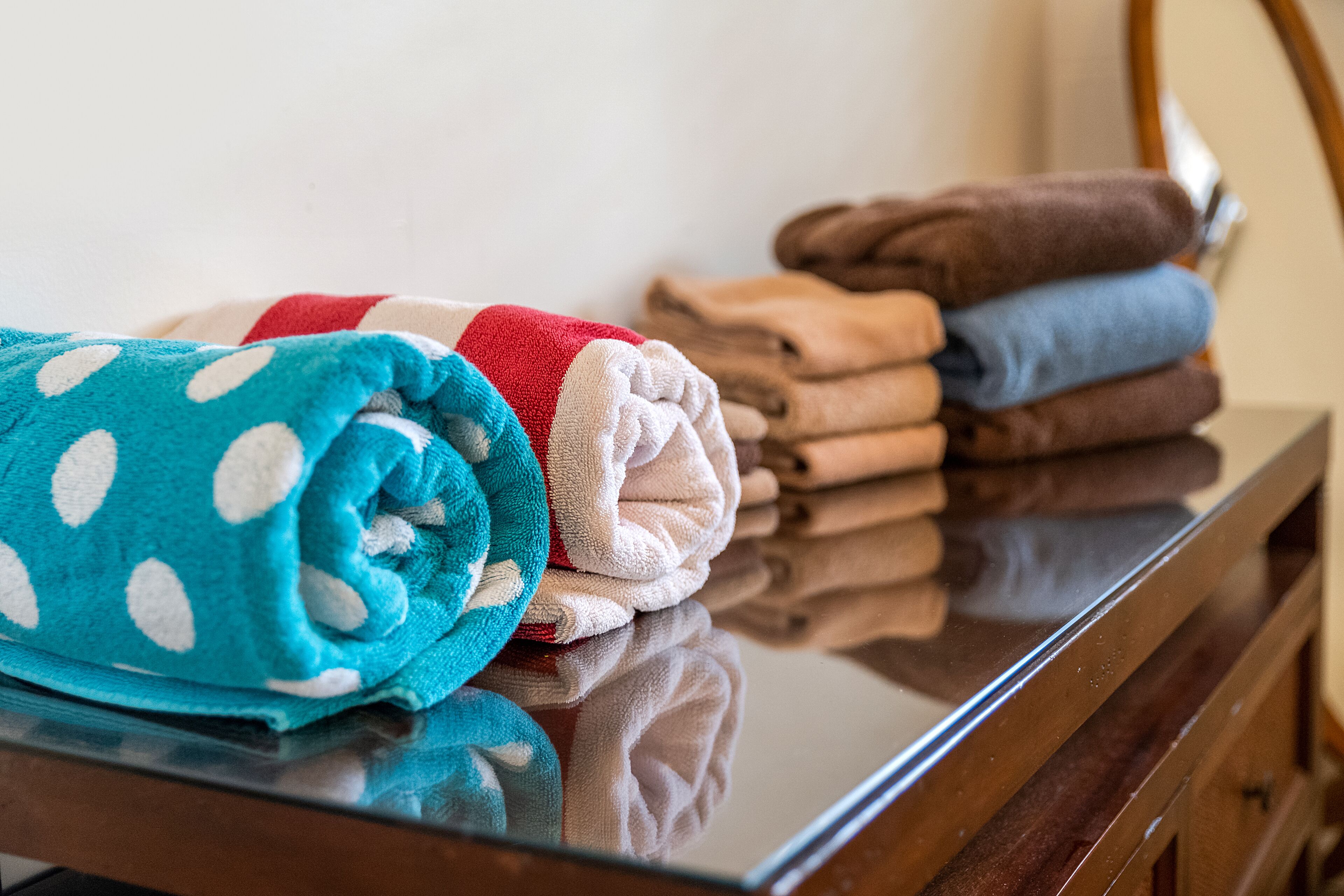 Combined shower/tub, hair dryer, towels, soap