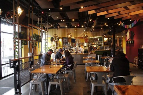 Cottage in Bend: Walk Everywhere