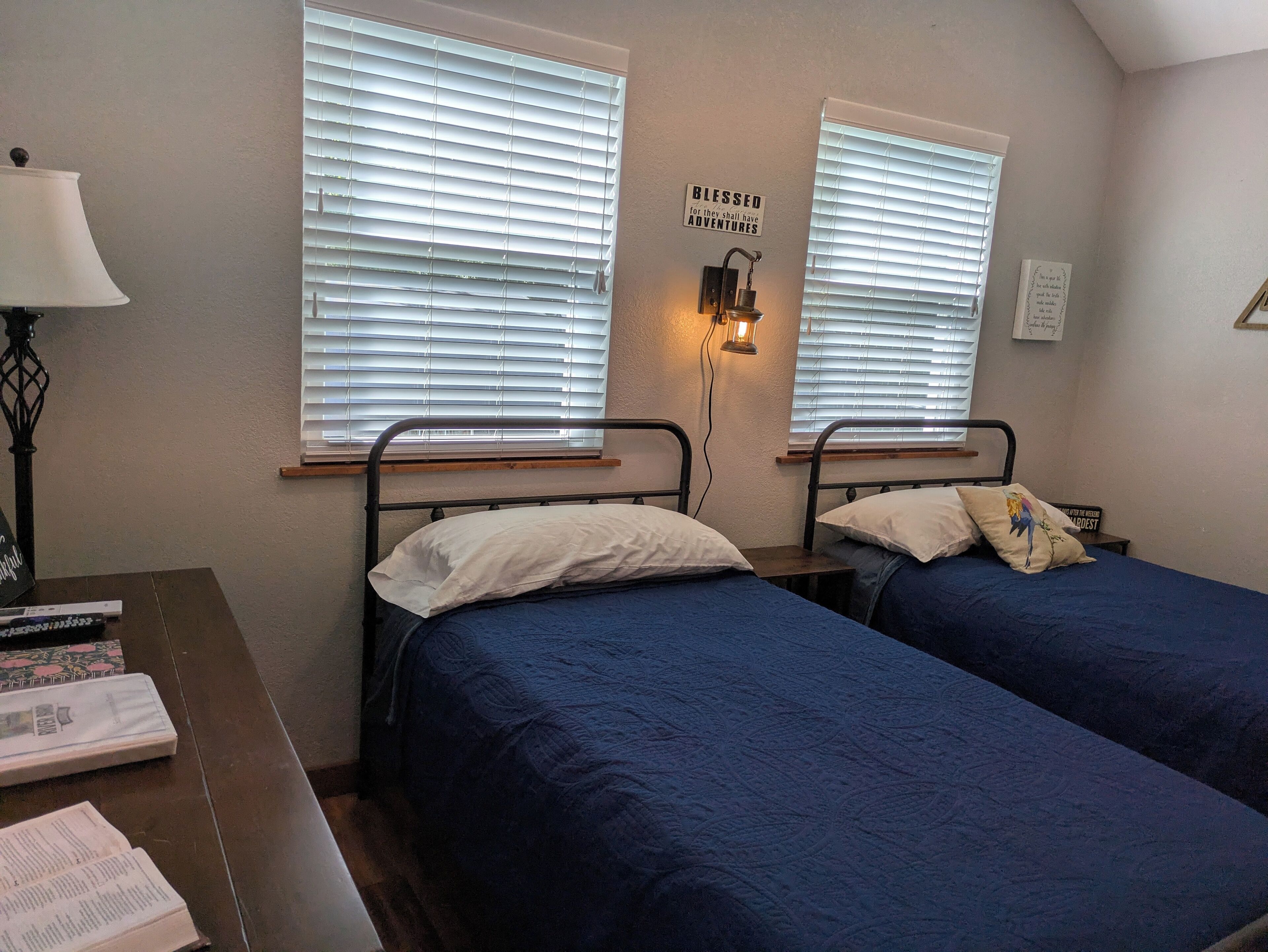 1 sovrum, skrivbord, strykjärn/strykbräda och gratis wi-fi