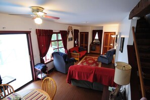 Smart TV, fireplace, DVD player