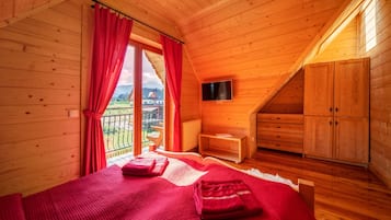 2 bedrooms, iron/ironing board, Internet, bed sheets