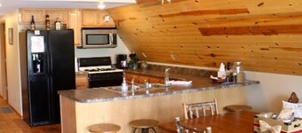 Cozy A-Frame house in heart of the midwest!!!