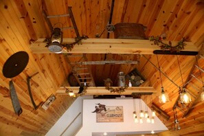 Interior - Cozy A-Frame house in heart of the midwest!!! (Quincy)