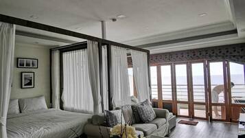 Studio with Seaview | Desk, blackout drapes, iron/ironing board, free WiFi