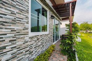 1-Bedroom Bungalow  | Rollaway beds, free WiFi - Rai Fahpratan Home and Garden (Hua Hin)