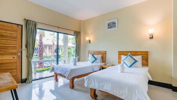 Superior-Doppel- oder -Zweibettzimmer, Poolblick