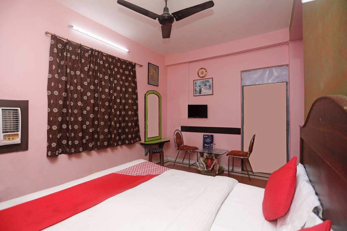 Kamar Double atau Twin Standar, 1 Tempat Tidur Double, kamar mandi pribadi | Seprai linen