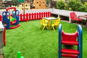 Area giochi per bambini (all'aperto)