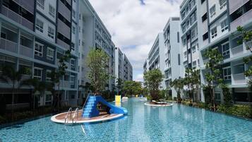 Outdoor pool, pool loungers