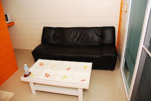 1-Bedroom Bungalow | Living area | 24-inch LCD TV with digital channels, TV - Baan Kum Siri (Hua Hin)