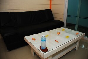 24-inch LCD TV with digital channels, TV - Baan Kum Siri (Hua Hin)