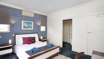 The Botanical Classic Queen Room - Shared bathroom | Premium bedding, individually decorated, individually furnished, desk