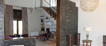 Country house, chic and comfortable