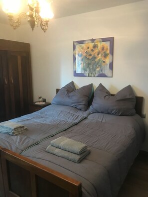 2 Schlafzimmer, Zimmersafe, Reisekinderbett, WLAN