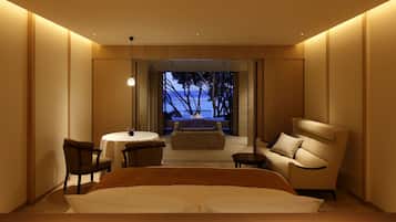 Executive Double Room | Premium bedding, minibar, in-room safe, individually furnished