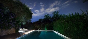 Relaxing farmhouse with pool 4km from the sea in Capo d'Orlando: Casa del Gelso