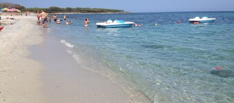 BUDONI, localité LudduÏ dans une petite résidence panoramique, lit 7posti 2 salles de bain