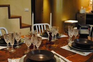 Dining - Luxury Town Loft. Great bars & restaurants 5 stars reviews (Rome)