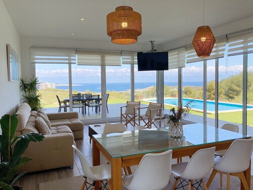 LUXURY VILLA WITH AWESOME SEA VIEWS