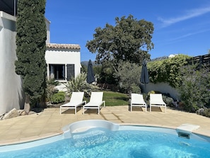 Piscine extérieure, piscine chauffée