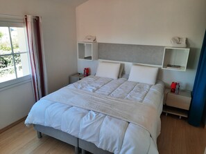 1 chambre, fer et planche à repasser, Wi-Fi gratuit