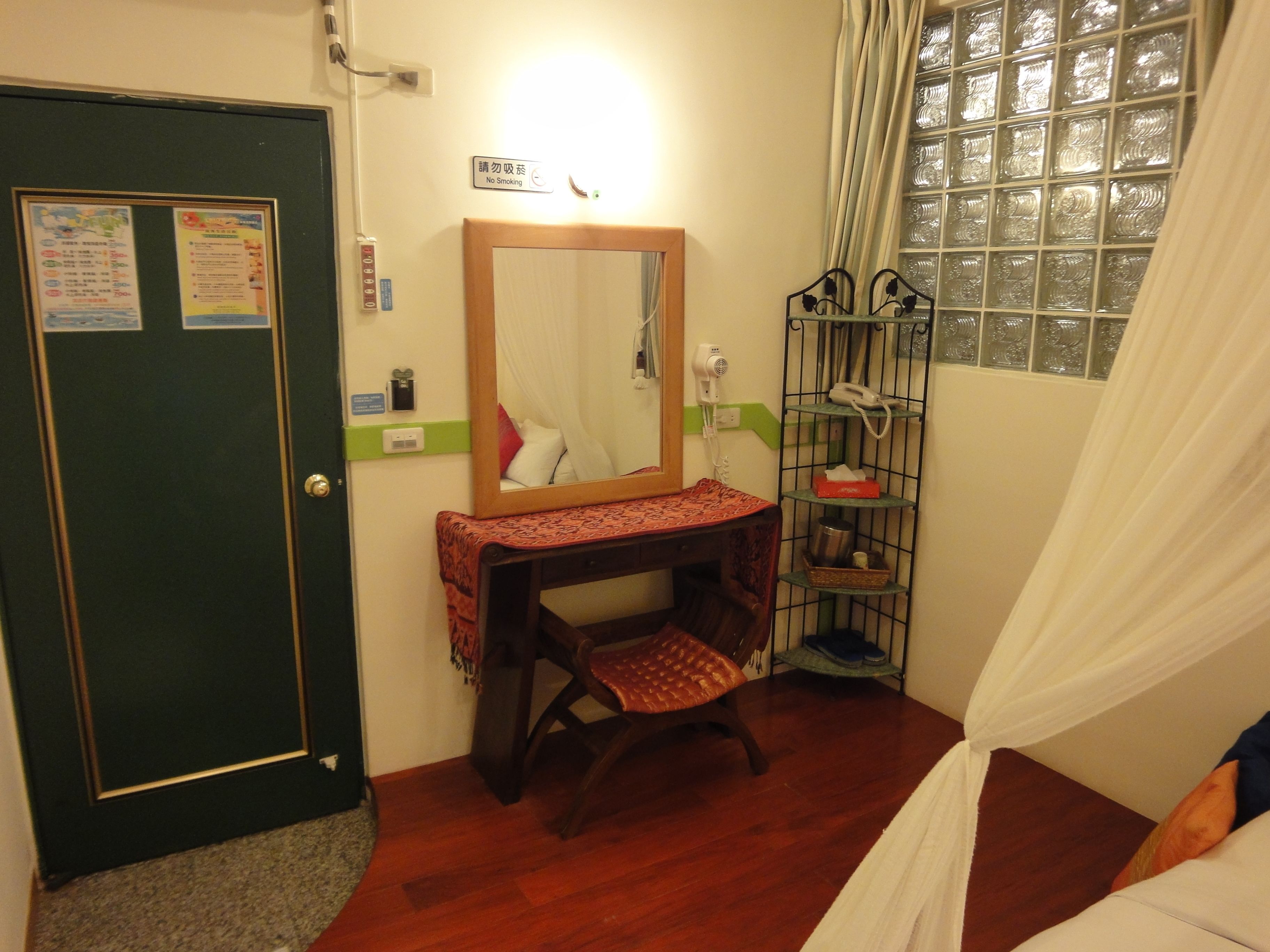 classic double room | desk, blackout curtains, rollaway beds, free wifi