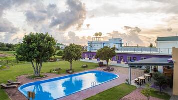 Utomhuspool