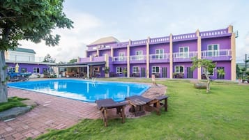 Utomhuspool