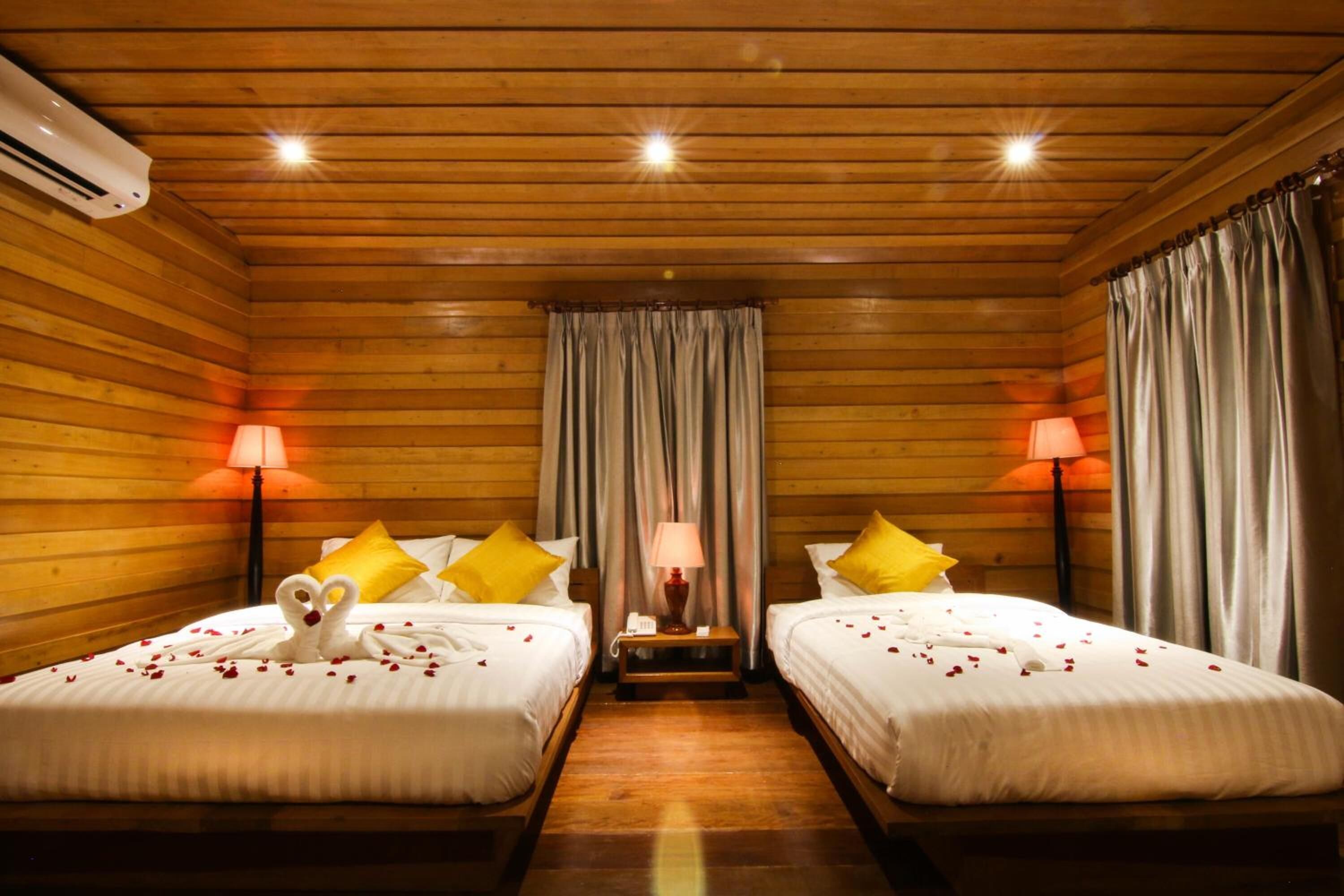 1 bedroom, free minibar items, in-room safe, desk