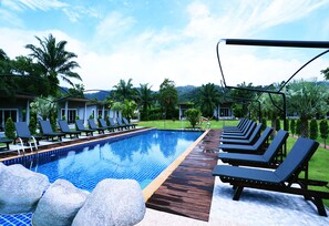 Outdoor pool, pool loungers